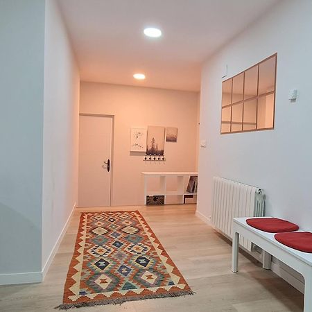 Vut Reyna Beatriz Apartment ซีเกว็นซา ภายนอก รูปภาพ