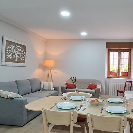 Vut Reyna Beatriz Apartment ซีเกว็นซา ภายนอก รูปภาพ