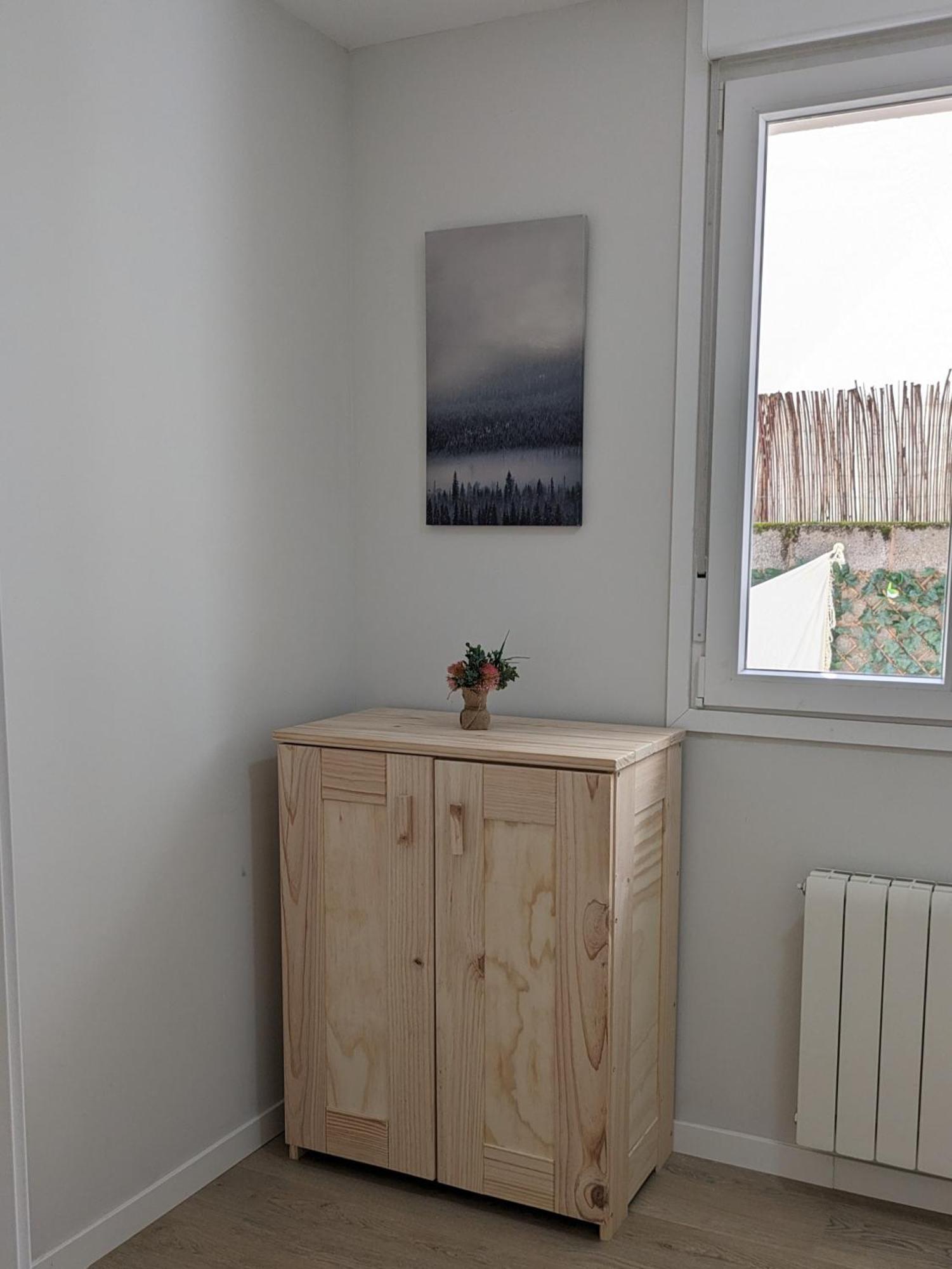 Vut Reyna Beatriz Apartment ซีเกว็นซา ภายนอก รูปภาพ